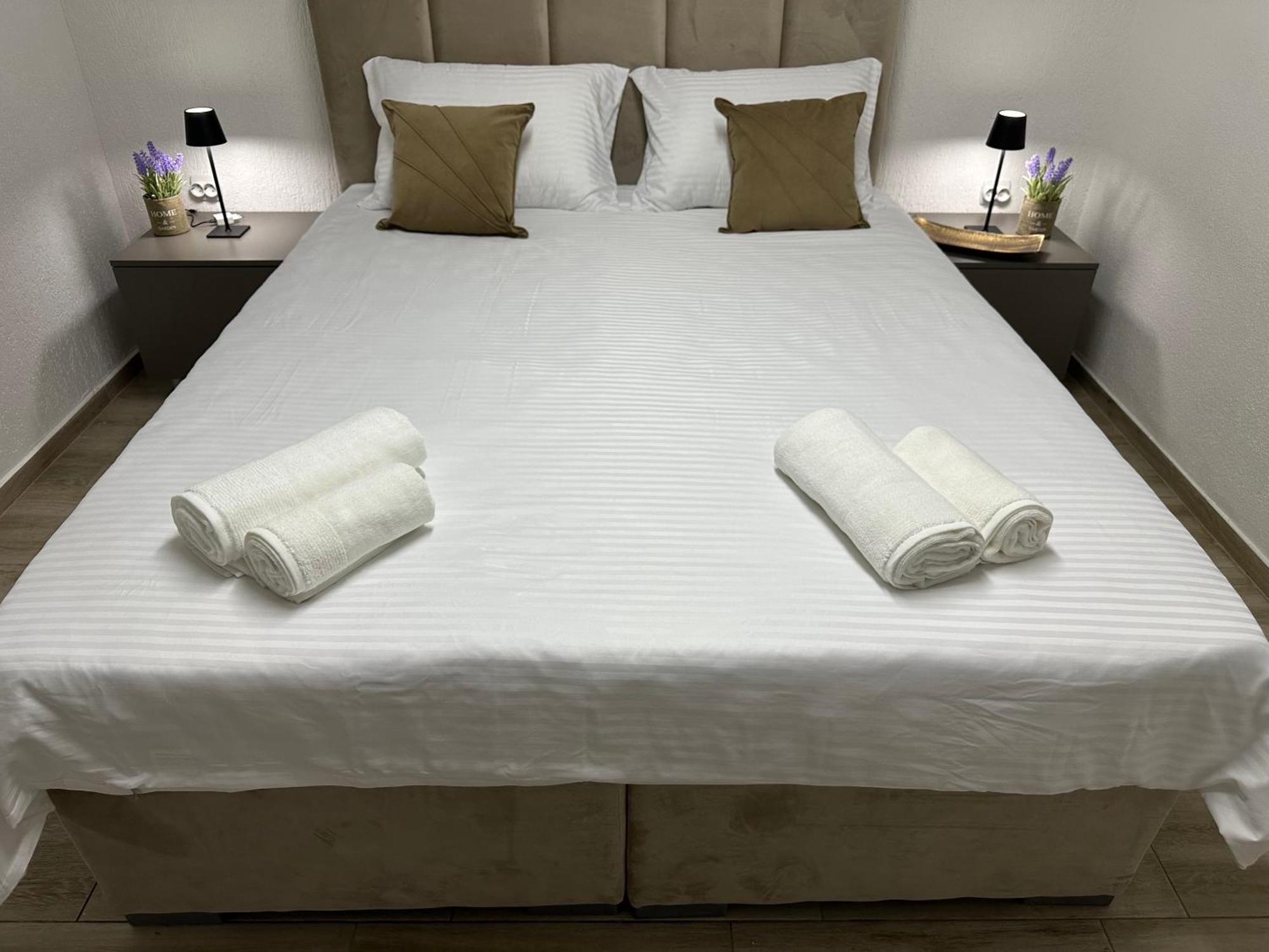 Next Rooms Skopje Ngoại thất bức ảnh